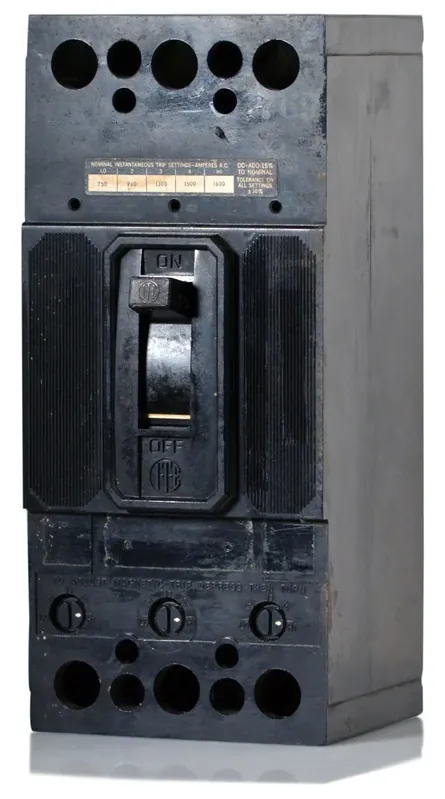 Siemens FJ3B100 - 100A 3 Pole Molded Case Circuit Breaker Top Rated