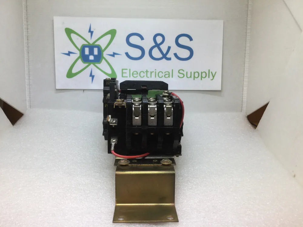 General Electric CR206C0 Size 1 Motor Starter 600VAC 27A 120V 50/60Hz Coil Bargain