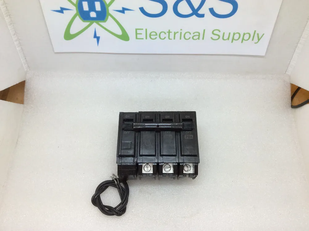 Factory Price General Electric THQB32070ST1 3 Pole 70A 120/240VAC Type THQB Shunt Trip Circuit Breaker