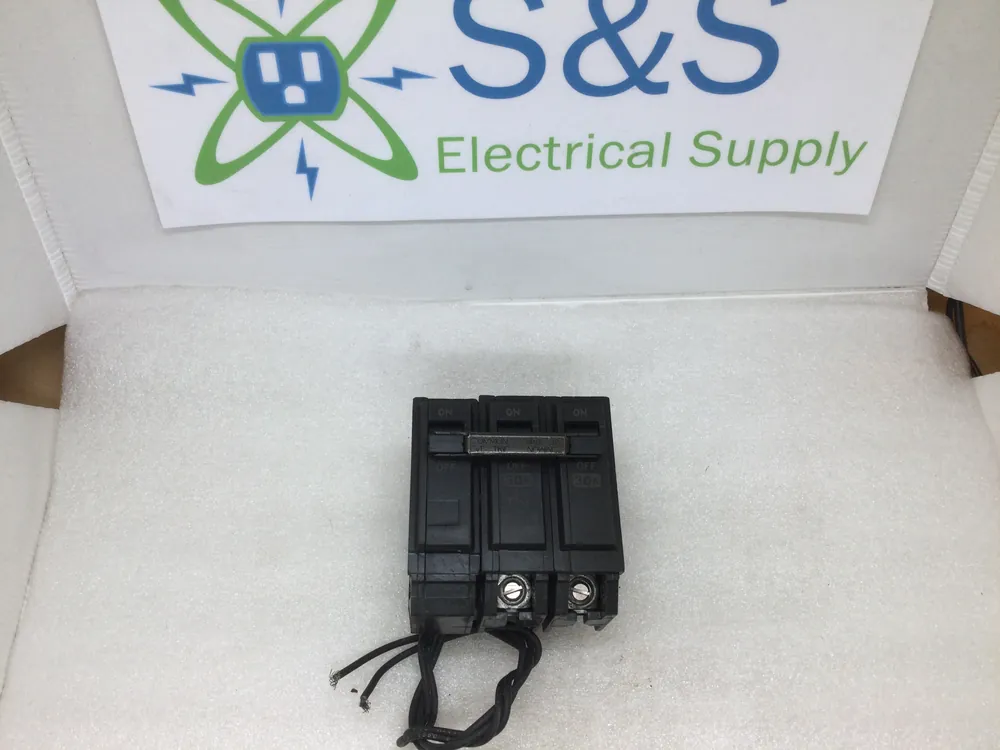 Clearance General Electric THQB2130ST1 30 Amp 2 Pole 120/240V Breaker - w/Shunt Trip