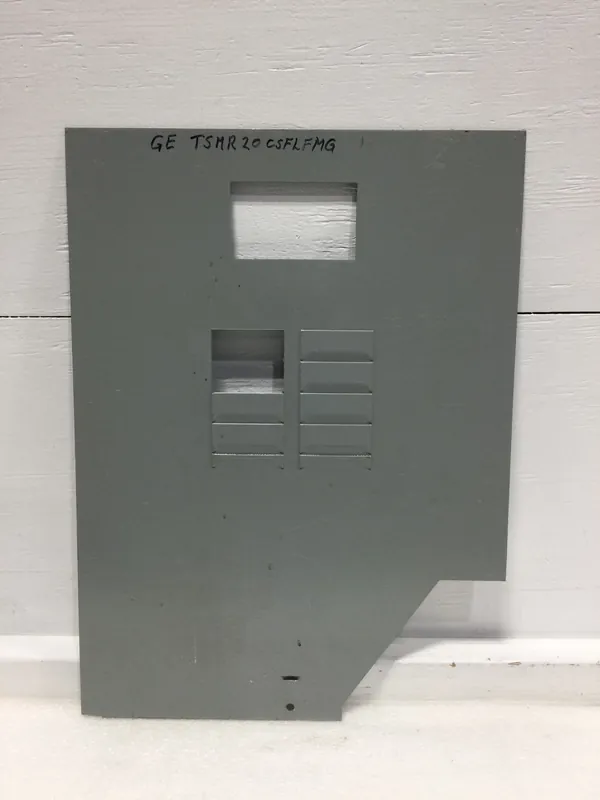 General Electric TSMR820CSFLFMG 200 Amp 8 Space Dead Front Only w/Main 19" x 14" Mega Sale