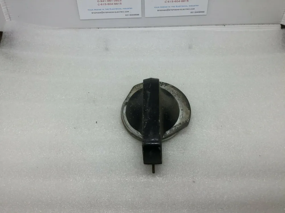 Fast Shipping Panel Mounting On/Off Removable Handle From GE Panel