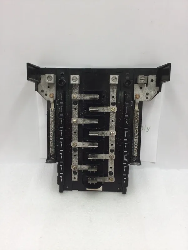 GE General Electric TLM1612K812 8 Space/16 Circuit 125 Amp 120/240 VAC 3 Wire Load Center Guts Only 10" X 11" New Release