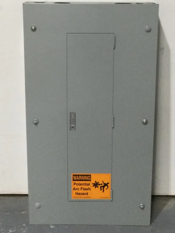 Save Now GE General Electric 100 Amp 120/208v 3 Phase 4 Wire Panelboard Enclosure Type NLAB Dead Front 40" x 22"