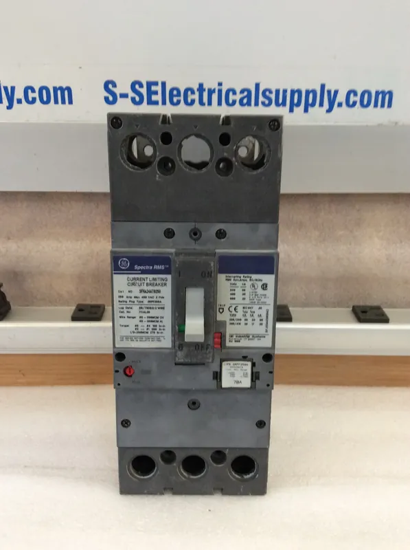 GE/General Electric SFHA24AT0250 2 Pole 250A 600VAC W/ 70A Trip Spectra Series Circuit Breaker Brand New