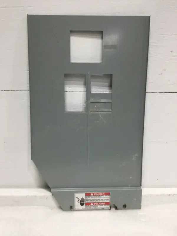 General Electric 150/200 Amp 8 Space Dead Front Only w/Main 21" x 12 1/4" Grab Now