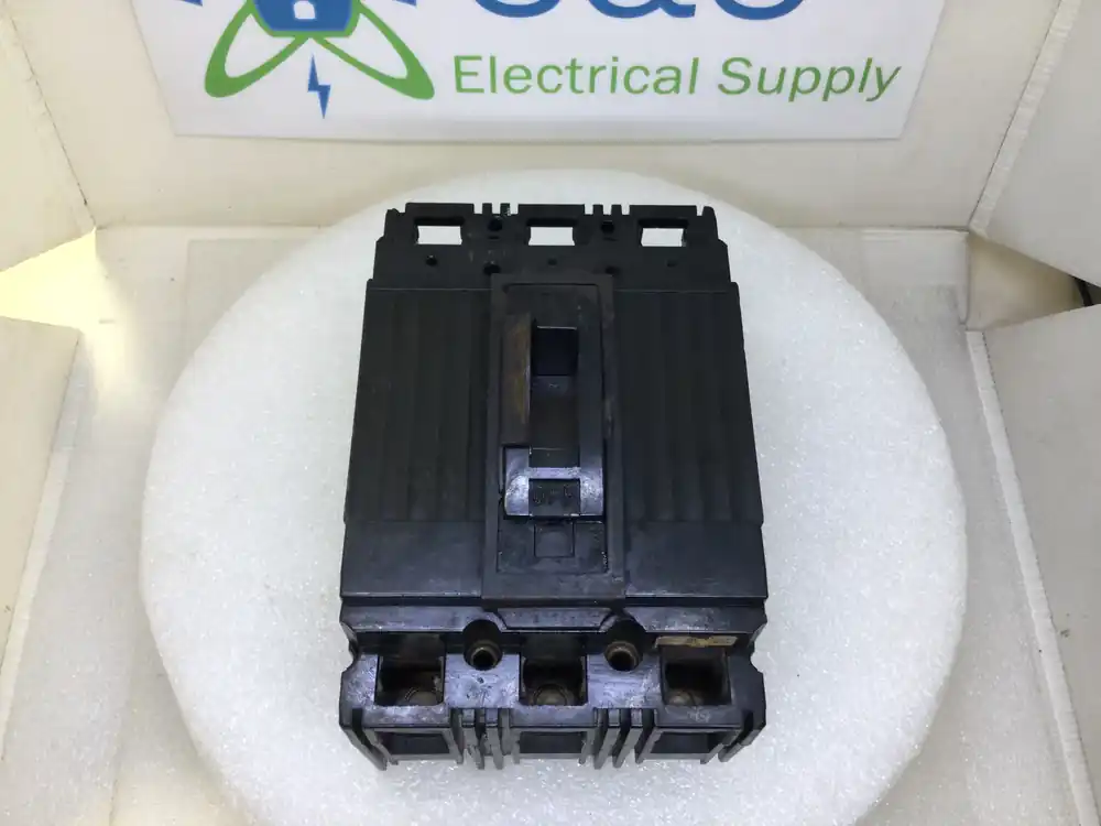 Affordable GE General Electric TEF136050 50 Amp 3 Pole 600V Circuit Breaker - Cosmetic Flaw