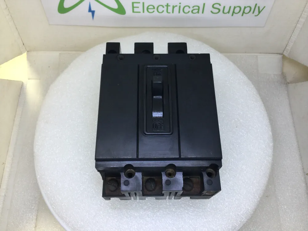 New Release General Electric (GE) / Trumbull AT31050 50 Amp 3 Pole 250V Circuit Breaker - Cosmetic Flaw