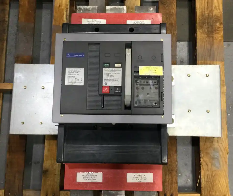 Mega Sale GE/General Electric SSF30D330 3000 Amp 3-Pole 600V Circuit Breaker