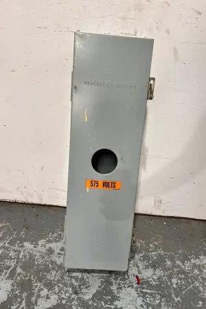 GE Circuit Breaker Enclosure TF225J with Knockouts 225 Amp 600v Max Type 1 Authentic