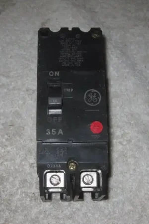 Tey235 - Ge 2 Pole, 35 Amp, 480v Bolt-On Clearance