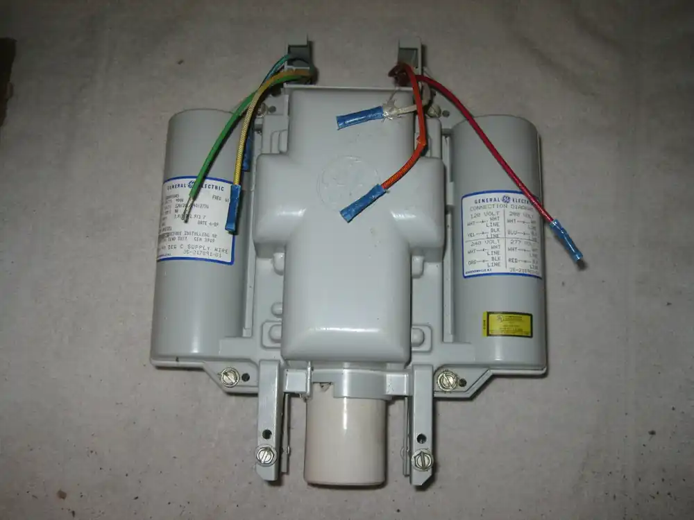Low Price Ge Ballast Asm For Ghb Luminaire Ghb40s0a5 - New In Box (Box Is Rough)