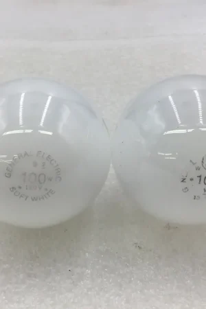 General Electric 100 Watt 120V Soft White Light Bulb Discount