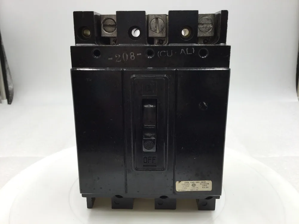 Bargain GE General Electric TE32100 100 Amp 3 Pole 240V Circuit Breaker