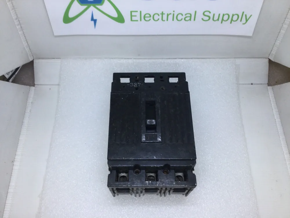 Fan Favorite General Electric TEF136040 40 Amp 3 Pole 600V Circuit Breaker - Cosmetic Flaw
