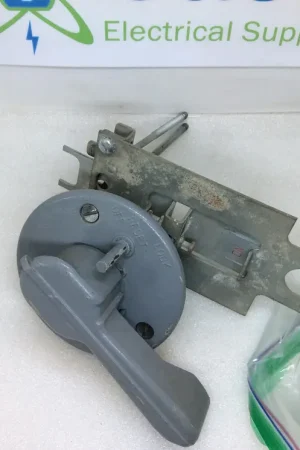 Cutler Hammer 16PF9701566 Circuit Breaker Handle Kit Exclusive Offer