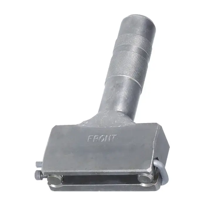 High Quality C.H. HANSON 27620 1/8" Character Size, 8 Type Holder Capacity, 1/8" x 1/4" x 1" Size Letter & Figure Holder
